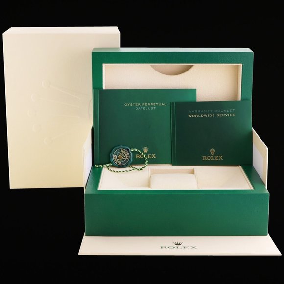 MINT! Ladies Rolex 31mm Roman Numeral Watch With Box! main image 4